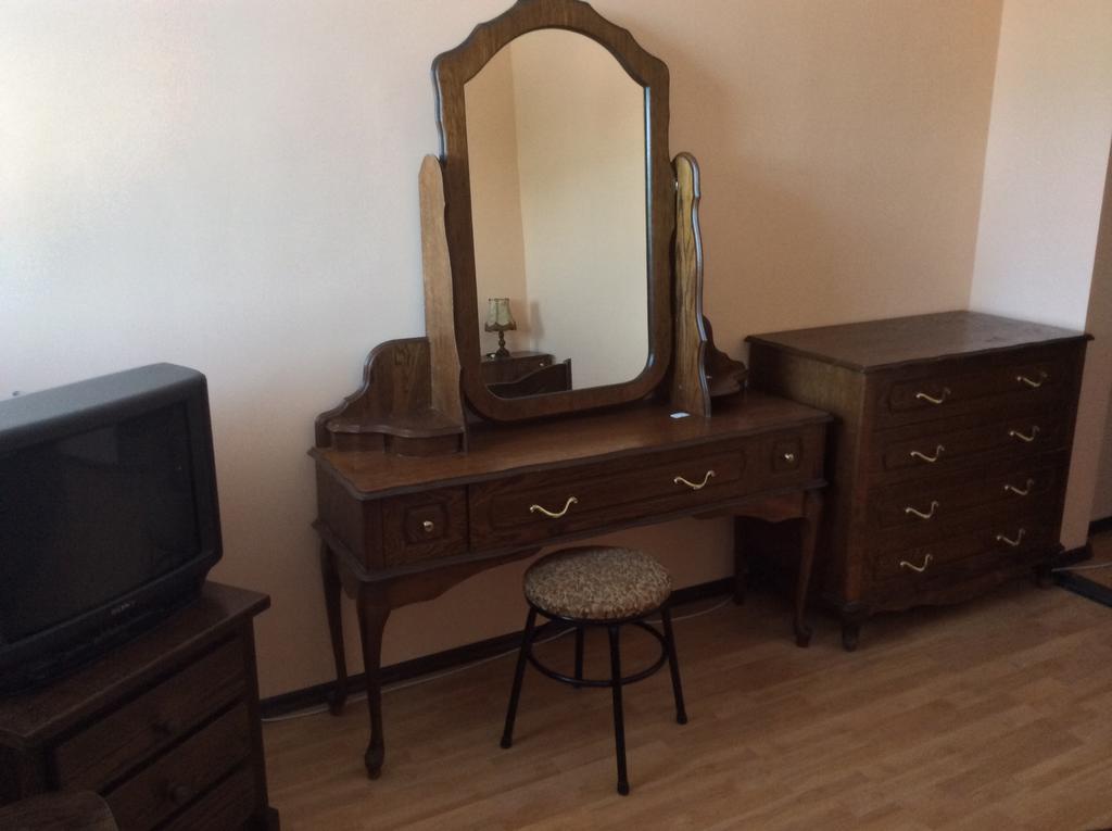 National Hotel Ruse Room photo