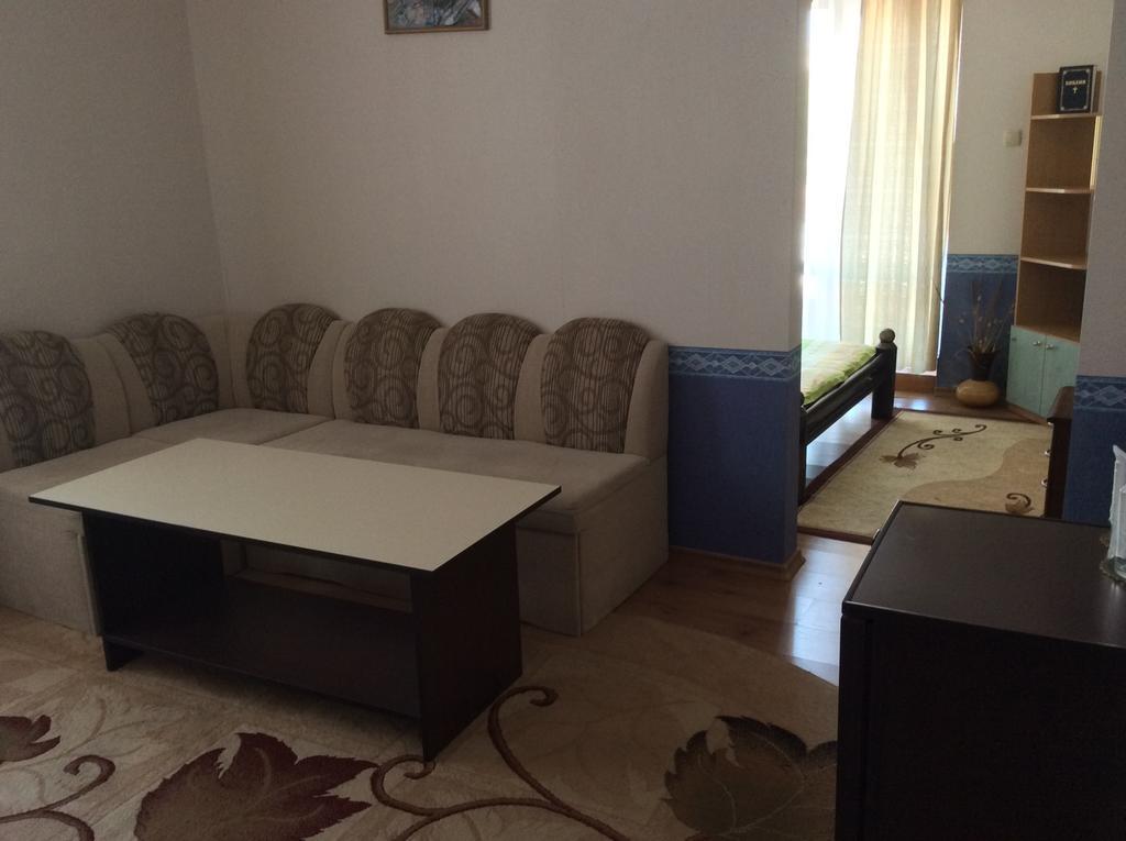 National Hotel Ruse Room photo