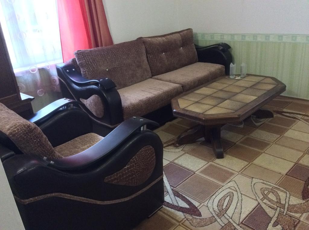 National Hotel Ruse Room photo