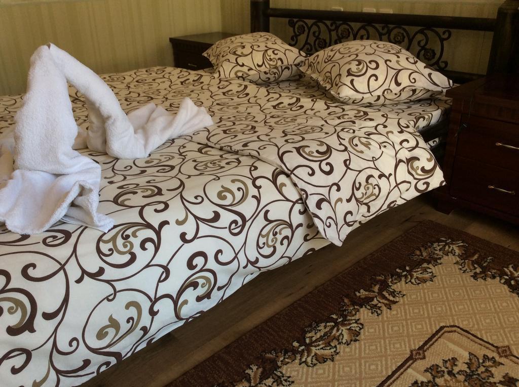 National Hotel Ruse Room photo